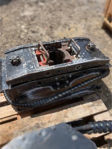 Right side Gemsa NQ-PWT foot clamps